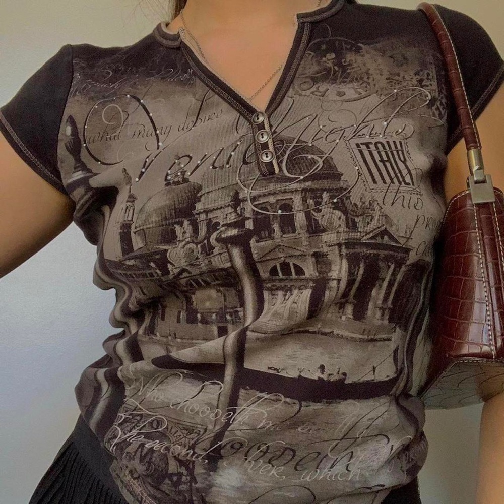 Art Nouveau Vintage Graphic Tee